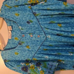 Santé Classics Blue Floral Loungewear Medium